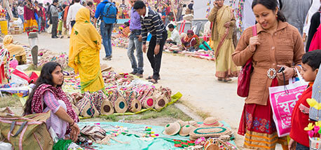 Indian-women-trading-handmade-jute-dolls